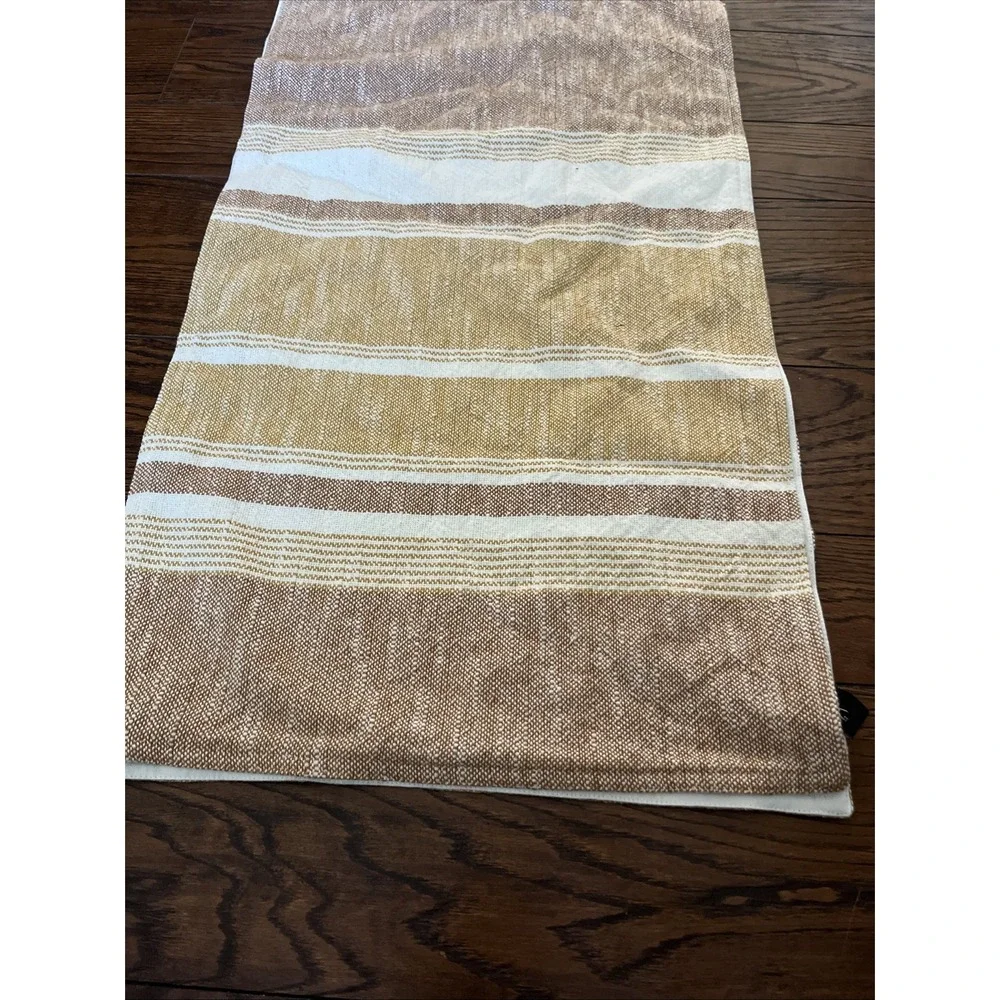 Nicole Miller Striped Woven Cotton Table Runner 16